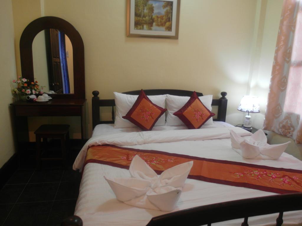 Kinnaly Place House Luangprabang Szoba fotó